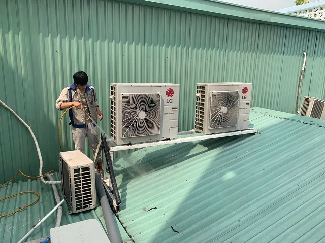 Vệ sinh máy lạnh Muti